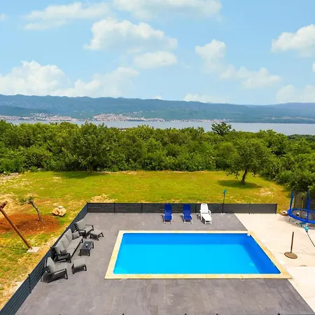 Amazing In With House Sea View