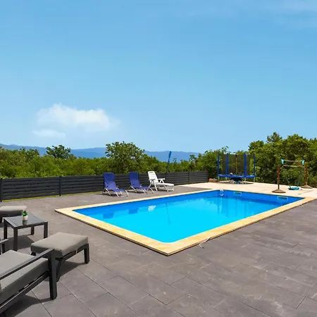 Amazing In With House Sea View