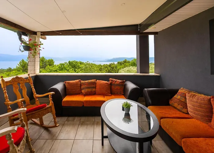 2 Bedroom Awesome In *